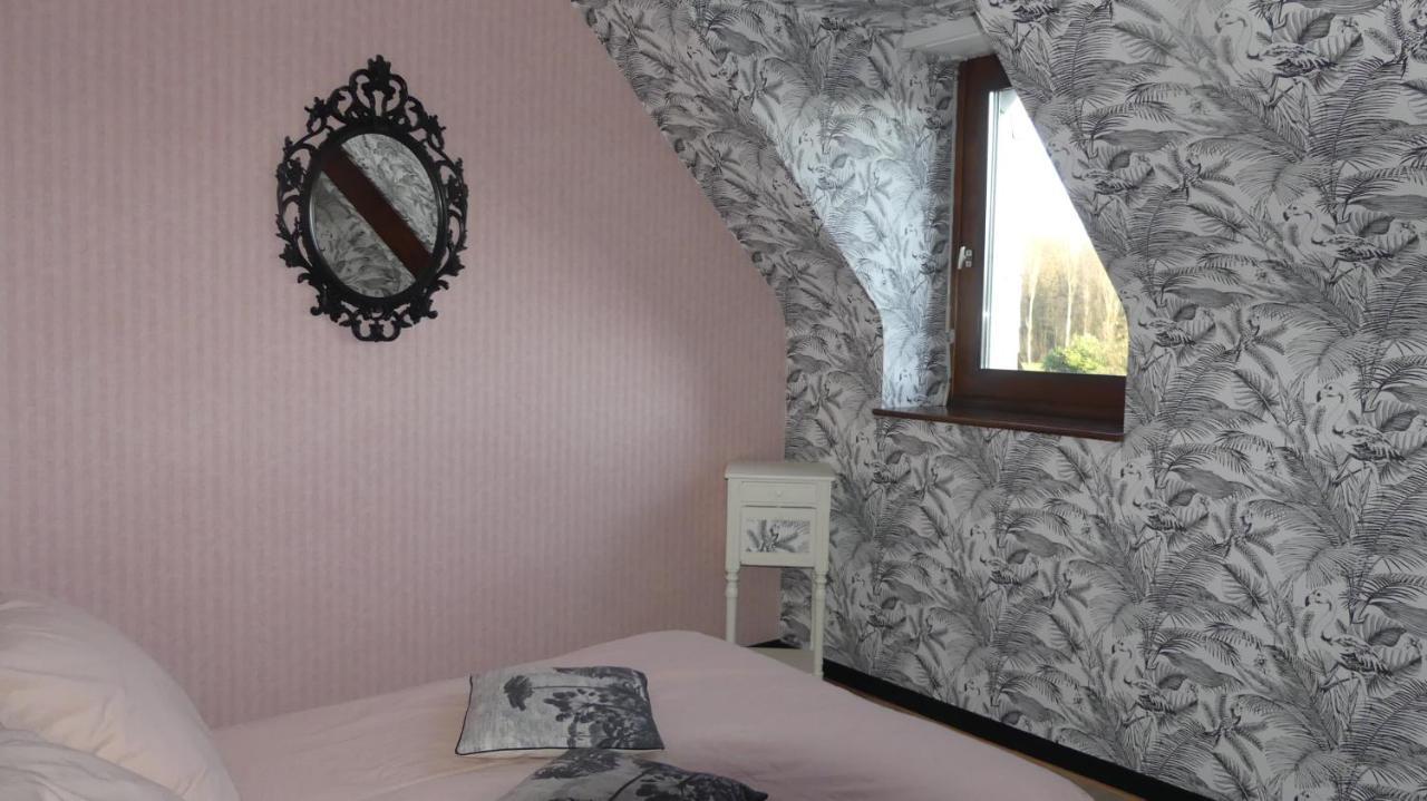 Auberge De La Chesnaie Pleudihen-sur-Rance Ngoại thất bức ảnh