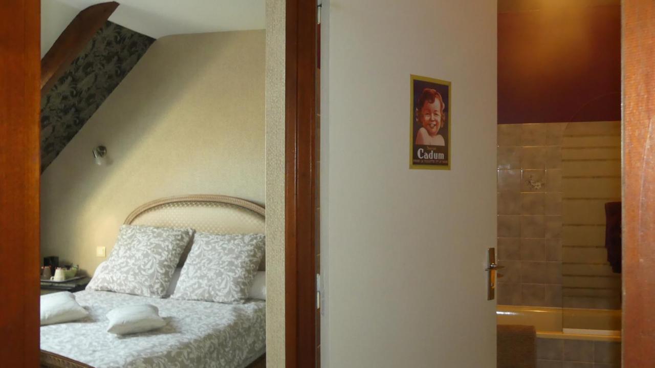 Auberge De La Chesnaie Pleudihen-sur-Rance Ngoại thất bức ảnh