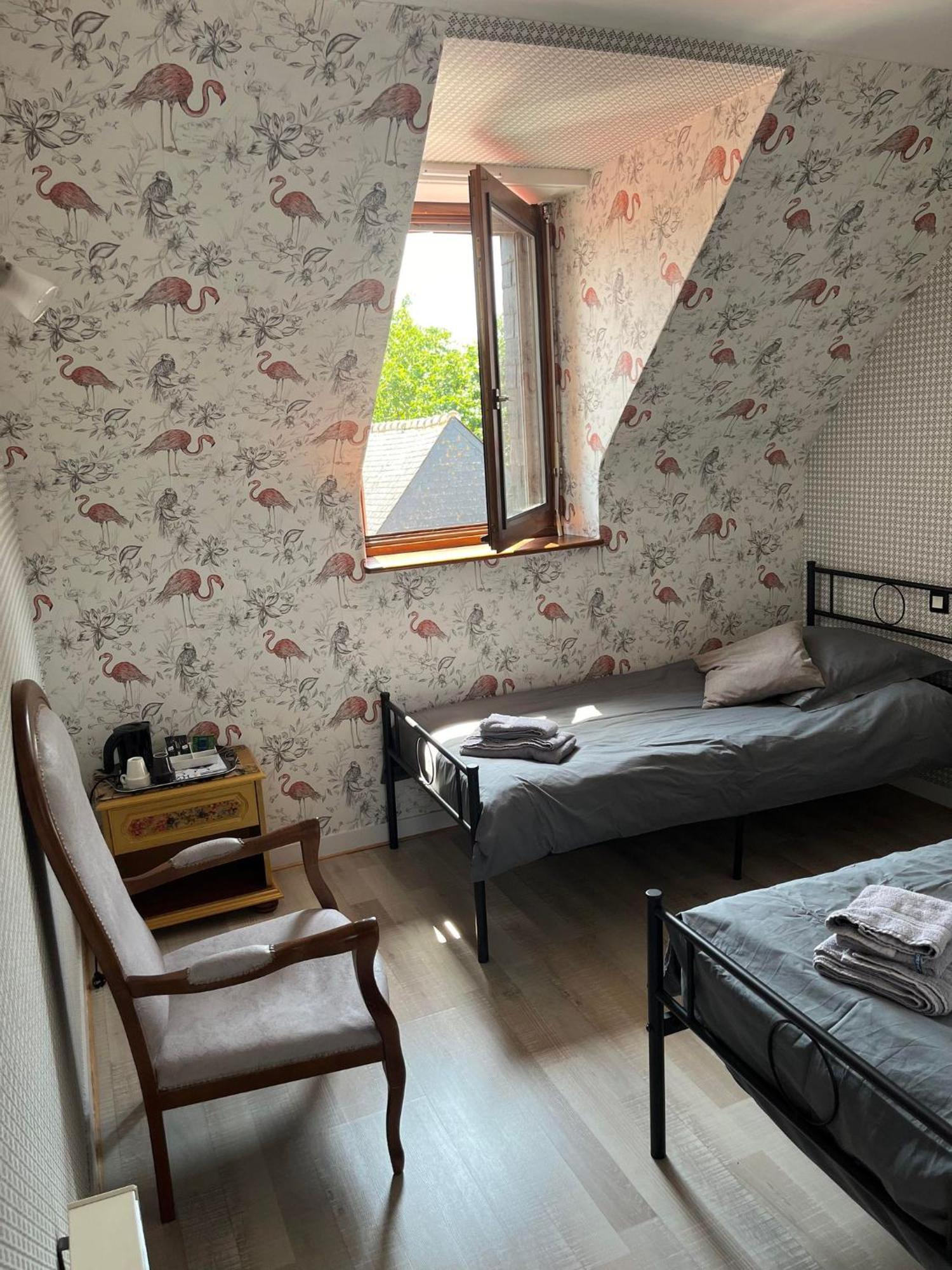 Auberge De La Chesnaie Pleudihen-sur-Rance Ngoại thất bức ảnh